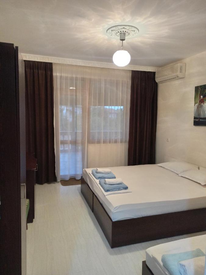 Hotel Zoia Chernomorets Esterno foto