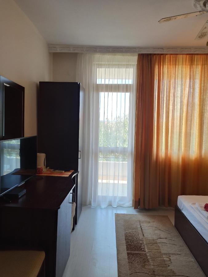 Hotel Zoia Chernomorets Esterno foto