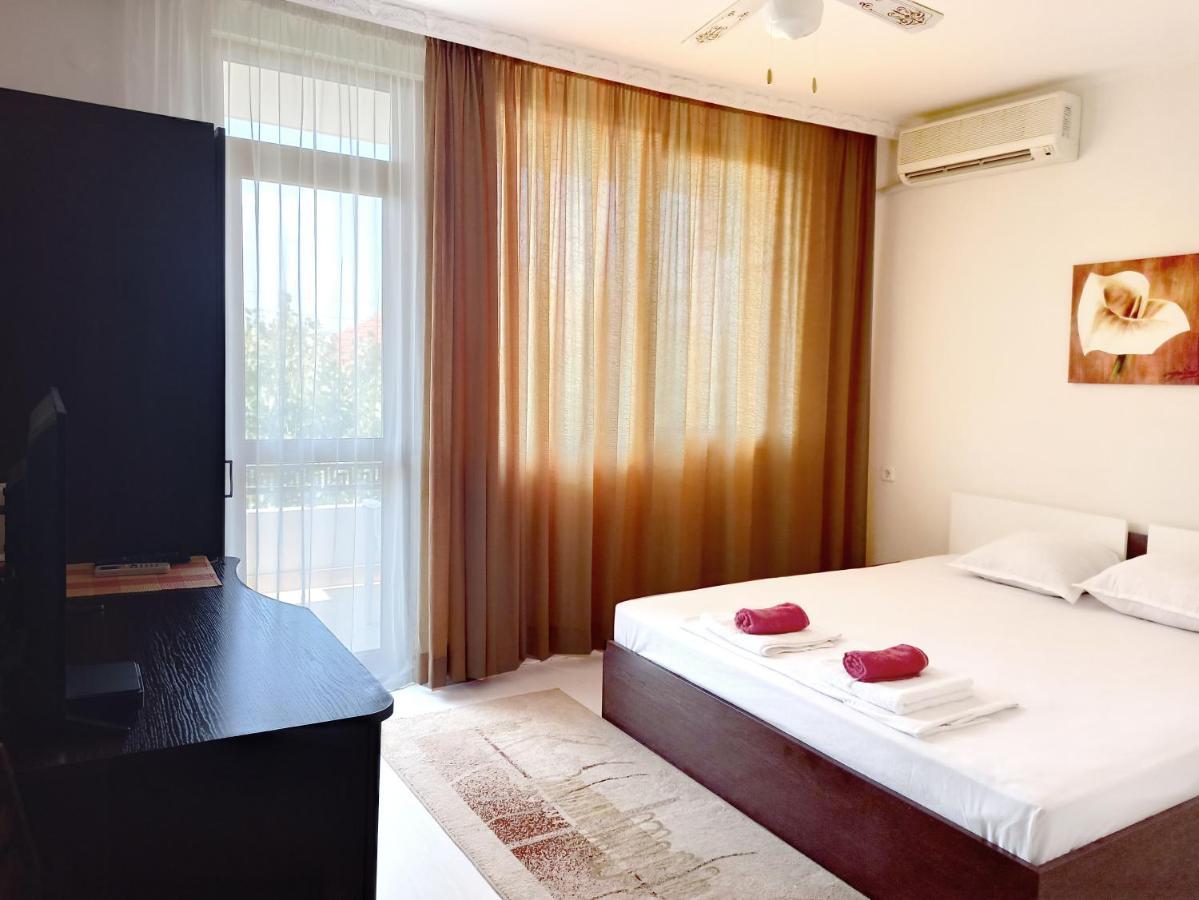Hotel Zoia Chernomorets Esterno foto