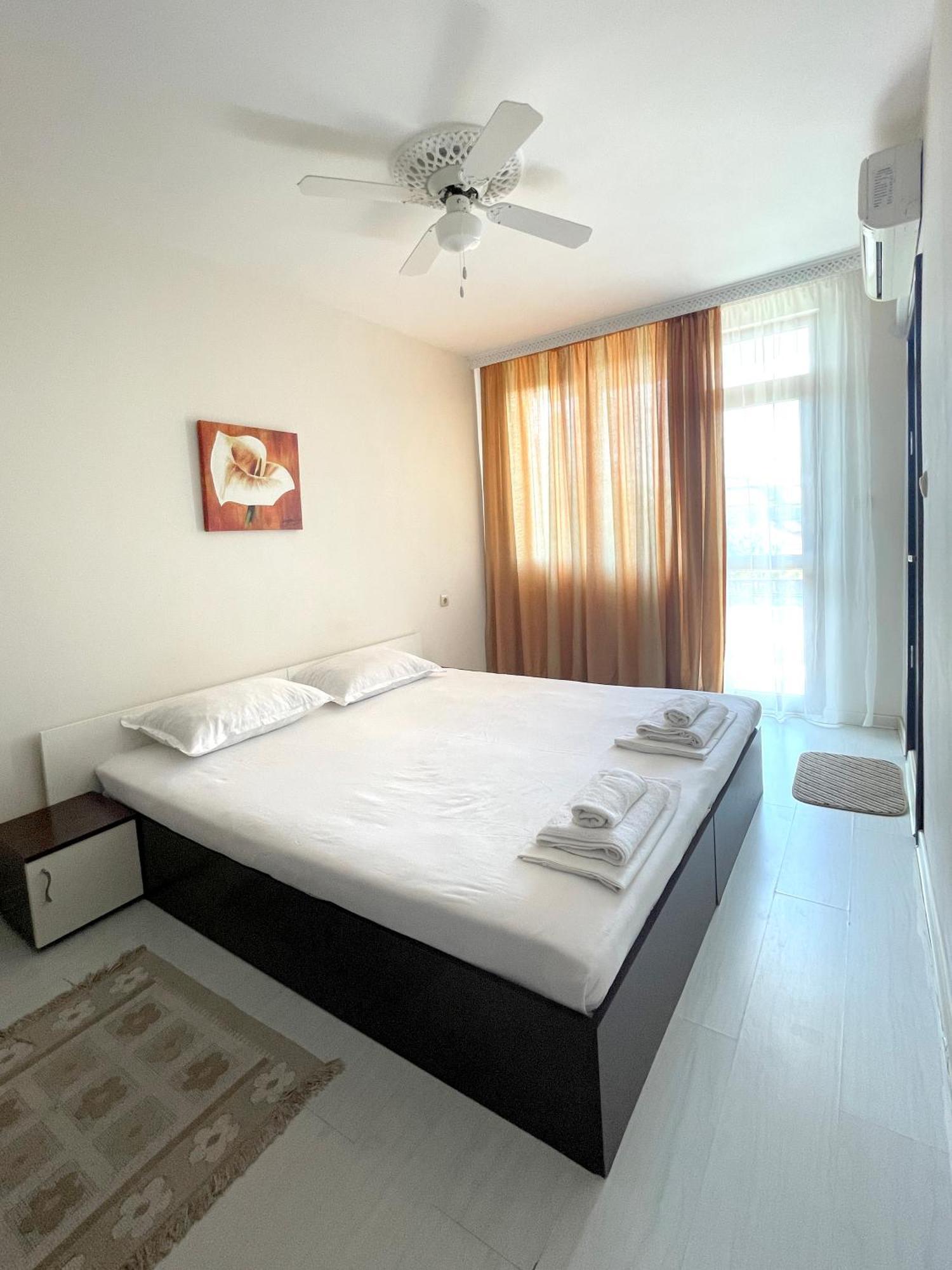 Hotel Zoia Chernomorets Esterno foto