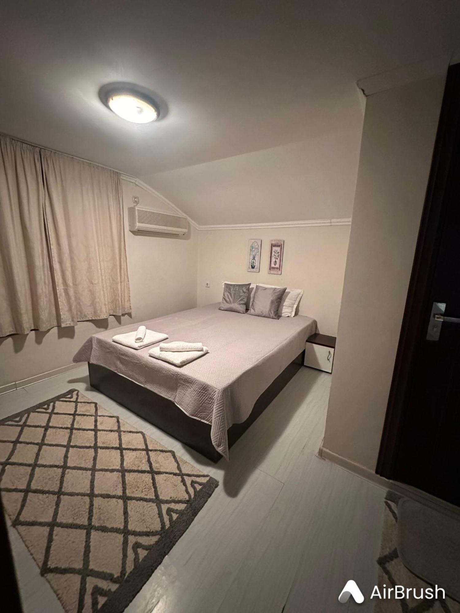 Hotel Zoia Chernomorets Esterno foto